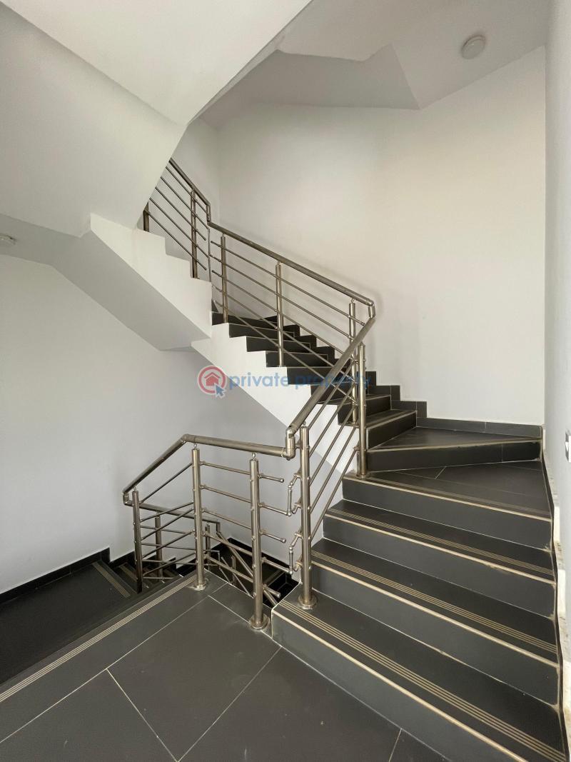 5 bedroom Flat & Apartment For Sale Lekki Lagos - 4
