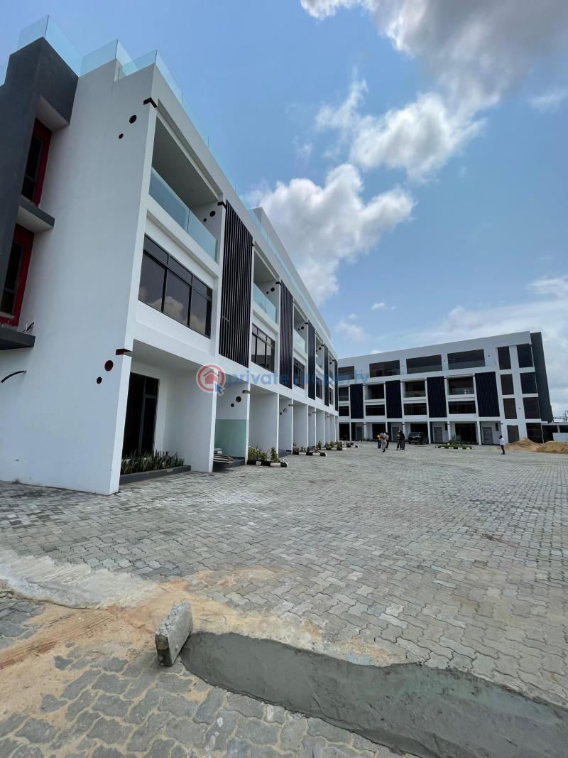 5 bedroom Flat & Apartment For Sale Lekki Lagos - 0