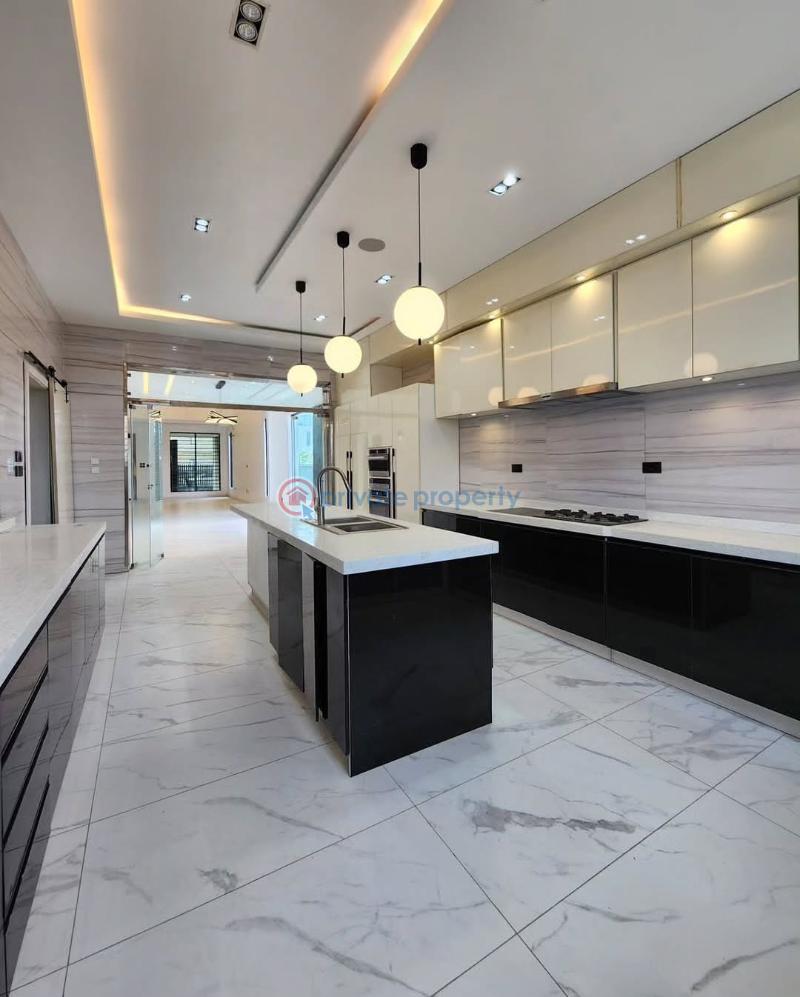 5 bedroom Detached Duplex For Sale Osapa London Lekki Lagos - 15