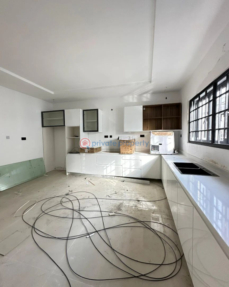 4 bedroom Terraced Duplex For Sale Lekki Phase 1 Lagos - 3