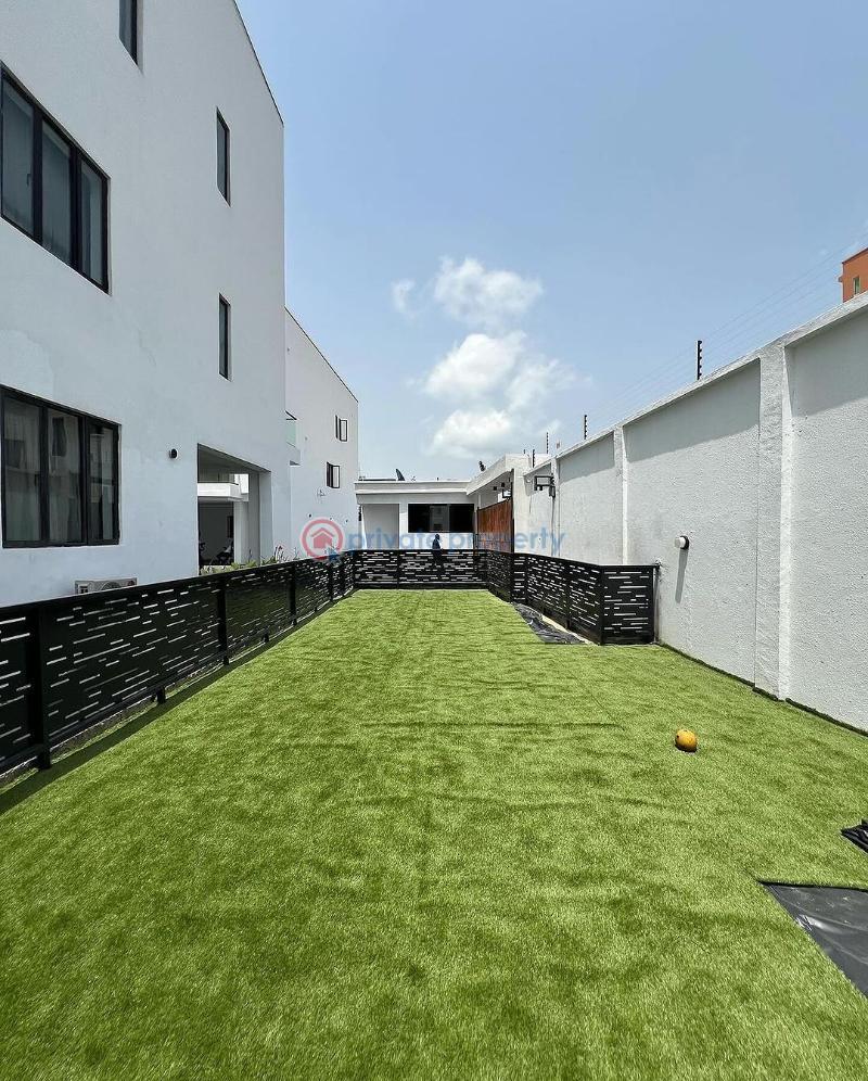 4 bedroom Terraced Duplex For Sale Lekki Phase 1 Lagos - 3