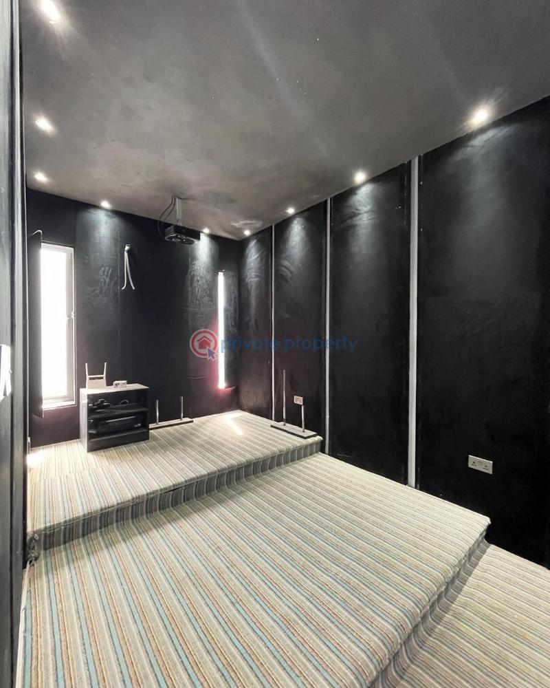 5 bedroom Detached Duplex For Sale Chevron Toll Gate Lekki Lagos - 6