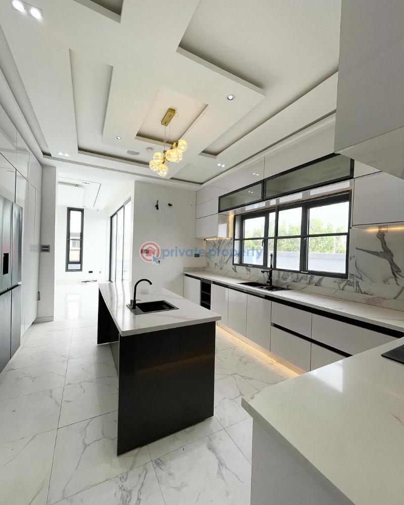 5 bedroom Detached Duplex For Sale Chevron Toll Gate Lekki Lagos - 3