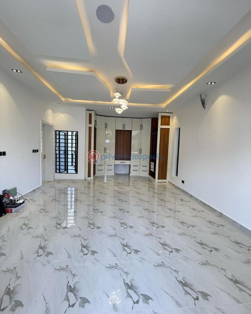 5 bedroom House For Sale Lekki Lagos - 3