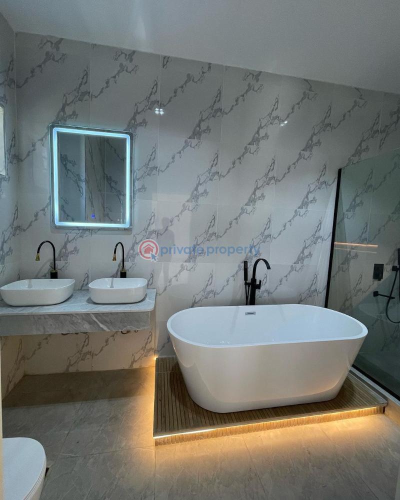 5 bedroom House For Sale Lekki Lagos - 6