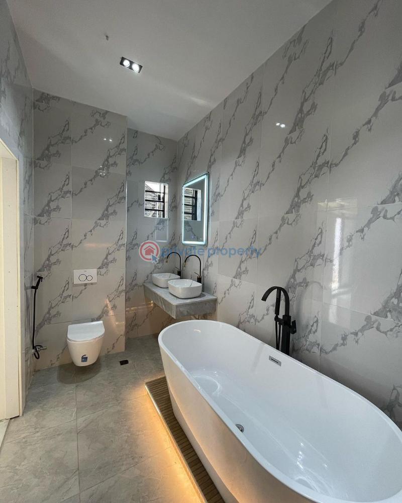 5 bedroom House For Sale Lekki Lagos - 8