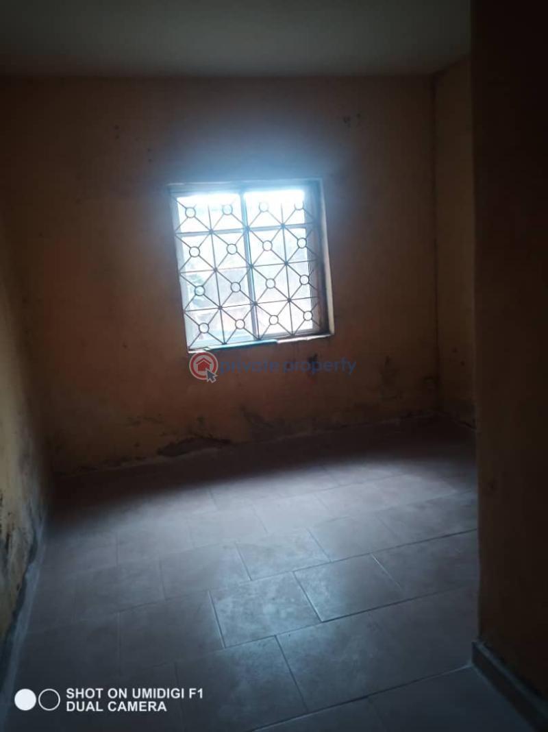 2 bedroom House For Rent Sawmill Gbagada Lagos - 4