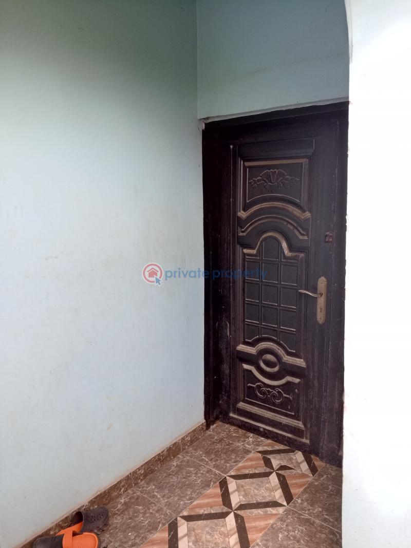 2 bedroom Block Of Flats For Rent Iyana Oworo Oworonshoki Gbagada Lagos - 2