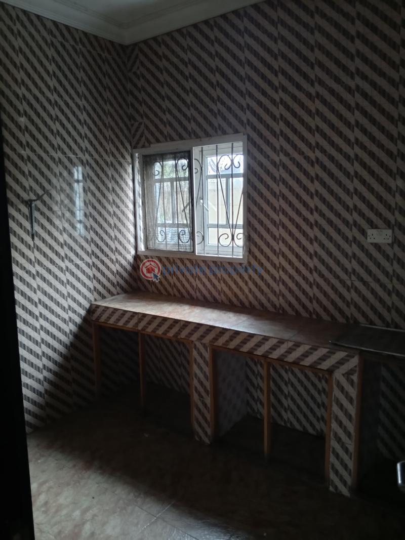 2 bedroom Block Of Flats For Rent Iyana Oworo Oworonshoki Gbagada Lagos - 5