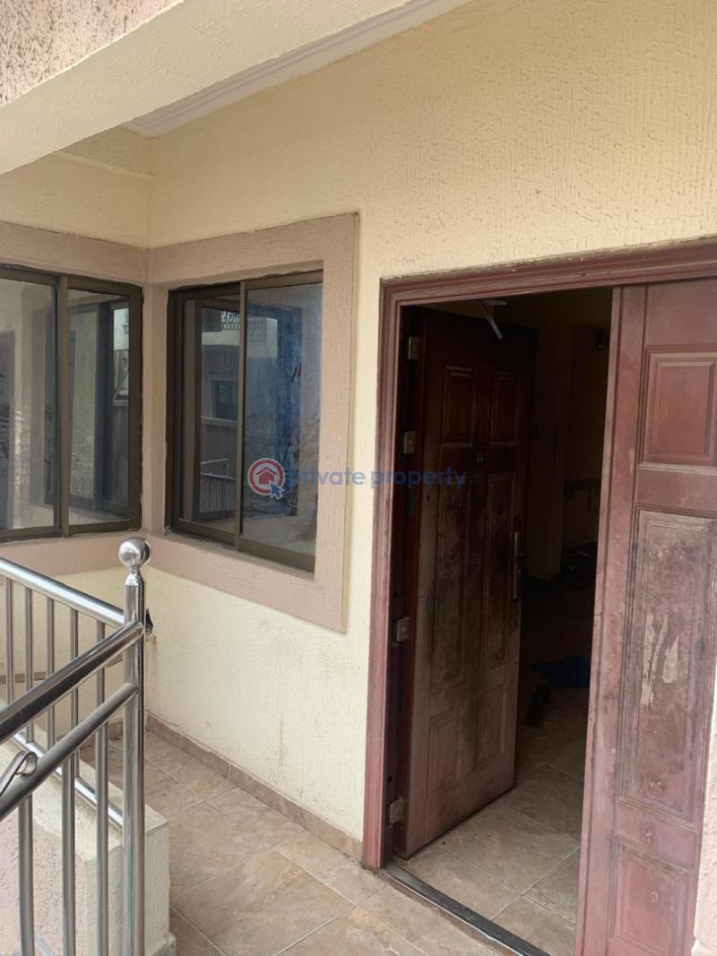 3 bedroom Block Of Flats For Rent Gbagada Lagos - 1