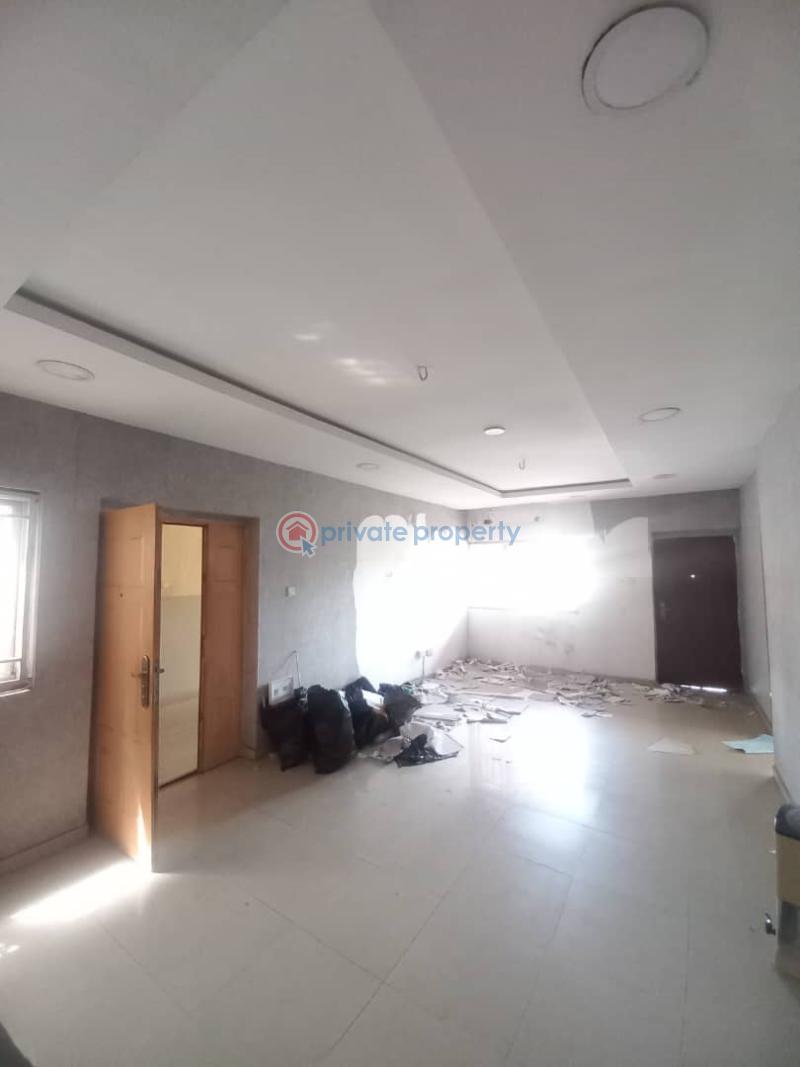 3 bedroom Flat & Apartment For Rent Magodo Phase2 Magodo GRA Phase 2 Kosofe/Ikosi Lagos - 0