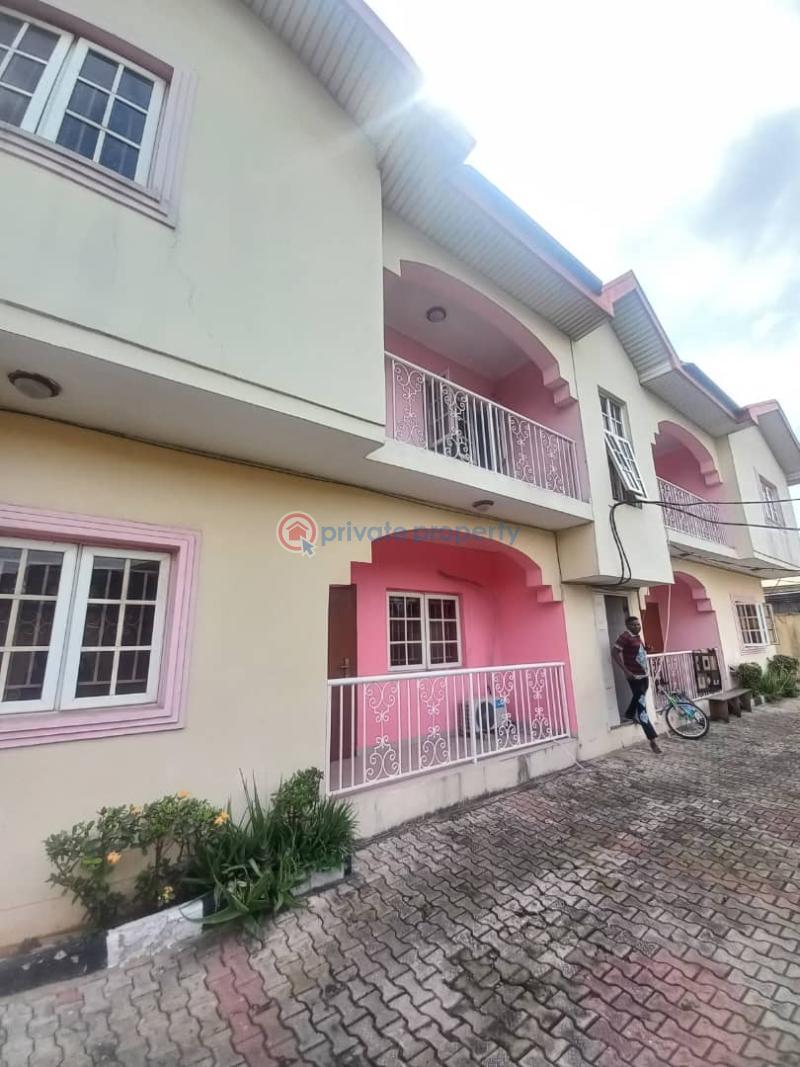 3 bedroom Flat & Apartment For Rent Magodo Phase2 Magodo GRA Phase 2 Kosofe/Ikosi Lagos - 1