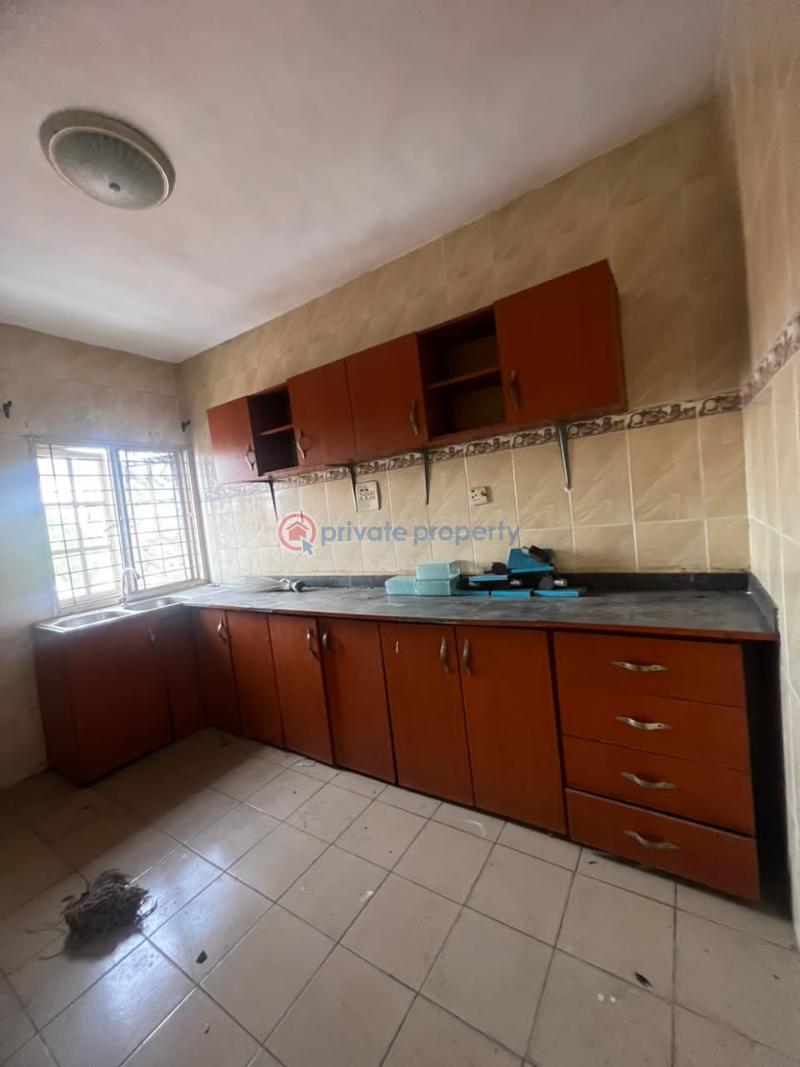 3 bedroom Flat & Apartment For Rent Iwaya Yaba Lagos - 8