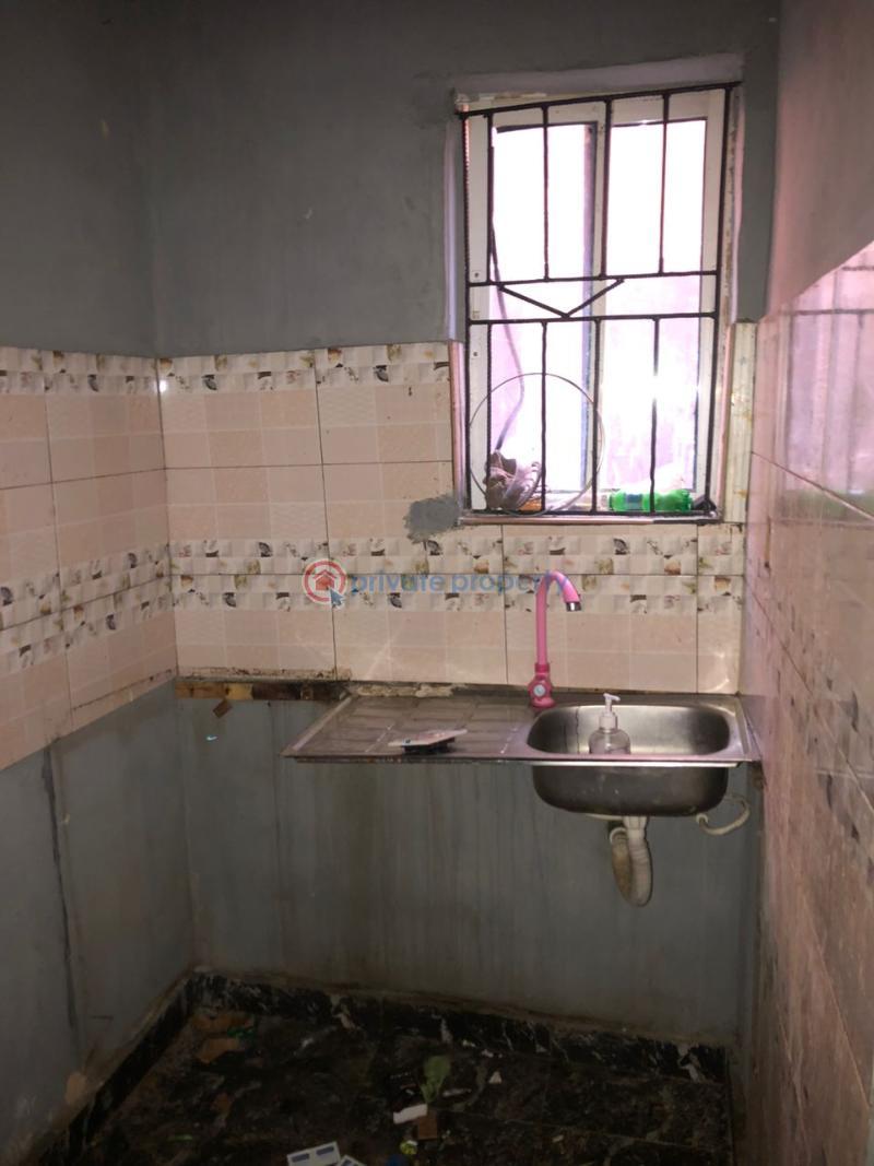 Self Contain For Rent Akoka Yaba Lagos - 3