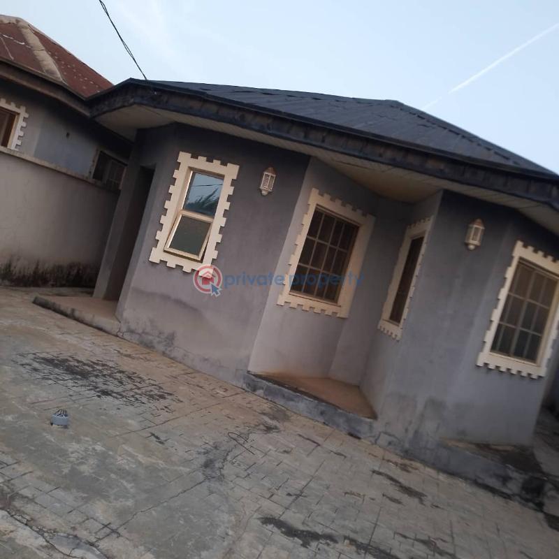 3 bedroom Bungalow For Sale Apeka Ikorodu Lagos - 0