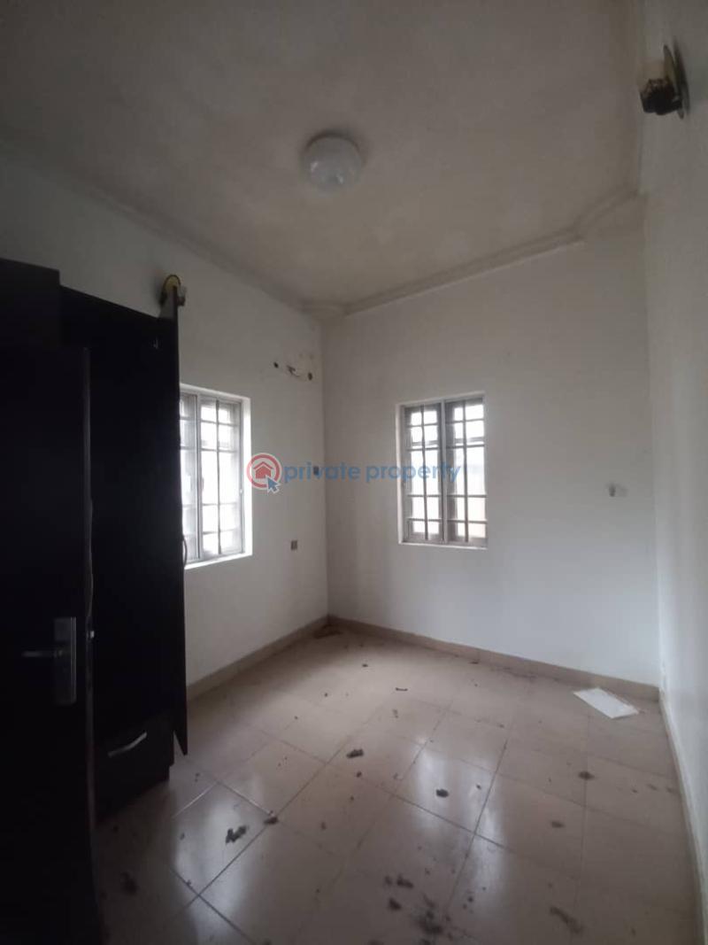 2 bedroom House For Sale Magodo GRA Phase 2 Kosofe/Ikosi Lagos - 1