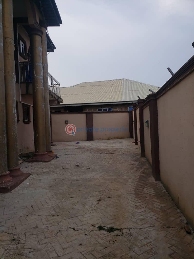 2 bedroom Flat & Apartment For Rent Olosan Estate Akala Express Ibadan Oyo - 3