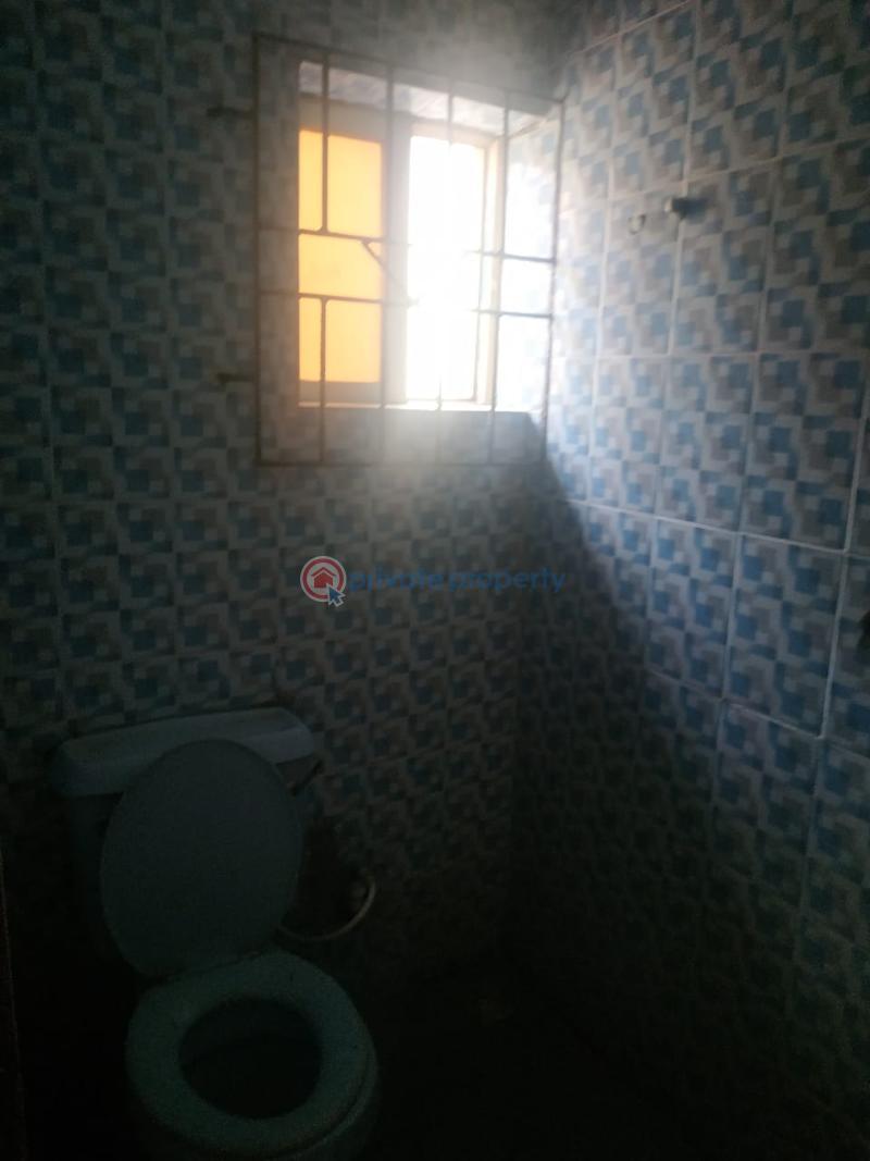 3 bedroom Flat & Apartment For Rent Felix Owolabi Elebu Estate Akala Express Ibadan Oyo - 7