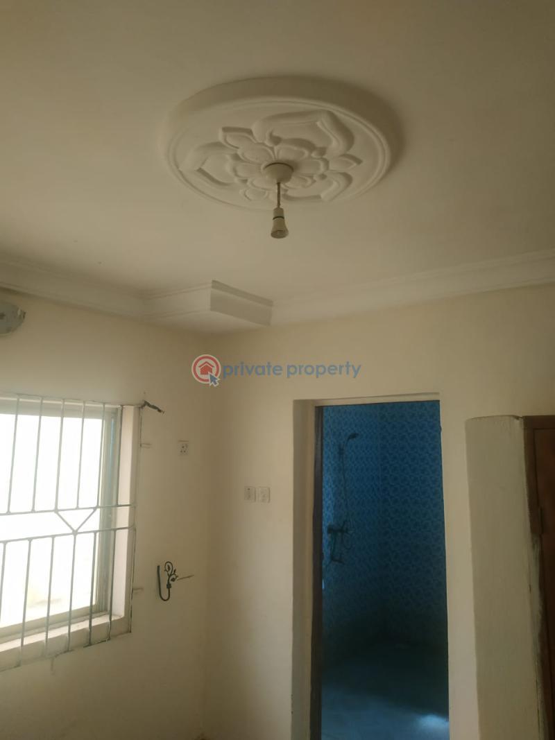 3 bedroom Flat & Apartment For Rent Felix Owolabi Elebu Estate Akala Express Ibadan Oyo - 9