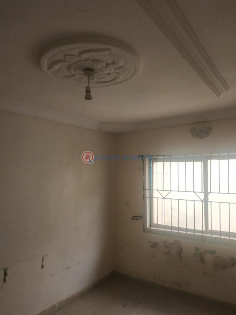 3 bedroom Flat & Apartment For Rent Felix Owolabi Elebu Estate Akala Express Ibadan Oyo - 3