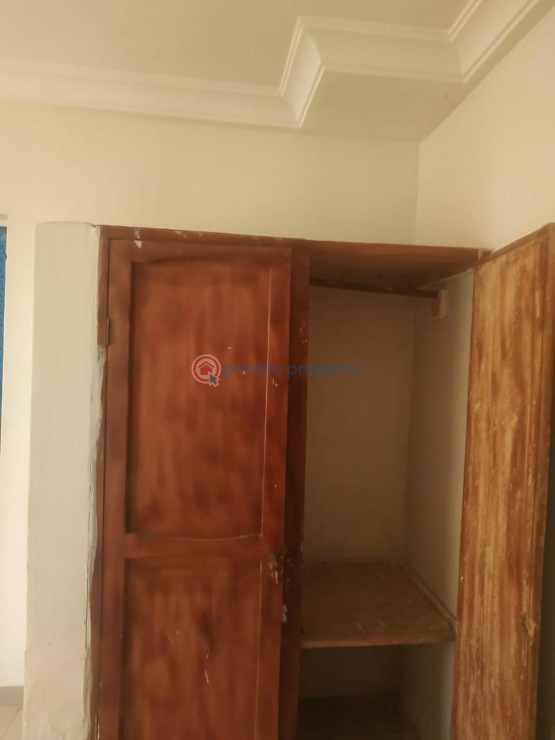 3 bedroom Flat & Apartment For Rent Felix Owolabi Elebu Estate Akala Express Ibadan Oyo - 8