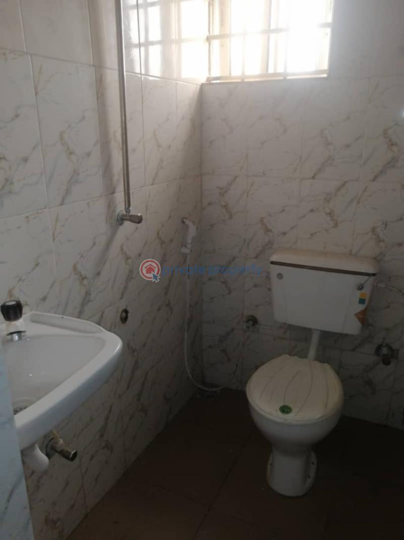 1 bedroom Flat & Apartment For Rent Omole Phase 1 Ojodu Lagos - 7