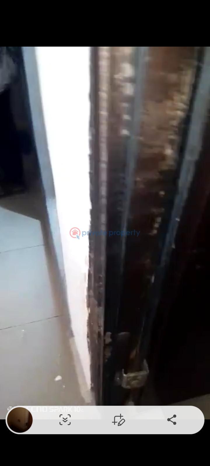 1 bedroom Mini Flat For Rent Ikate By Zamba Bus Stop Surulere Lagos - 4