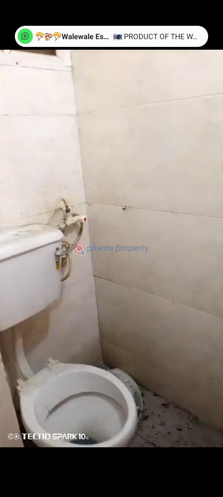 1 bedroom Mini Flat For Rent Ikate By Zamba Bus Stop Surulere Lagos - 3