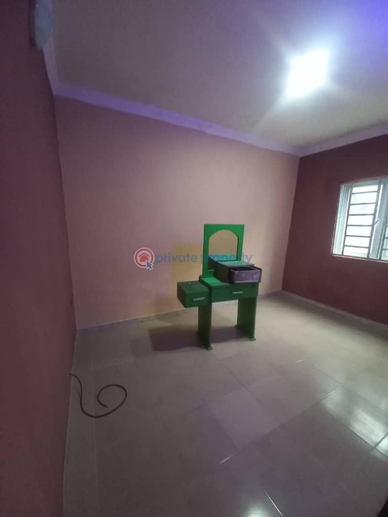 1 bedroom Mini Flat For Rent Magodo GRA Phase 2 Kosofe/Ikosi Lagos - 1