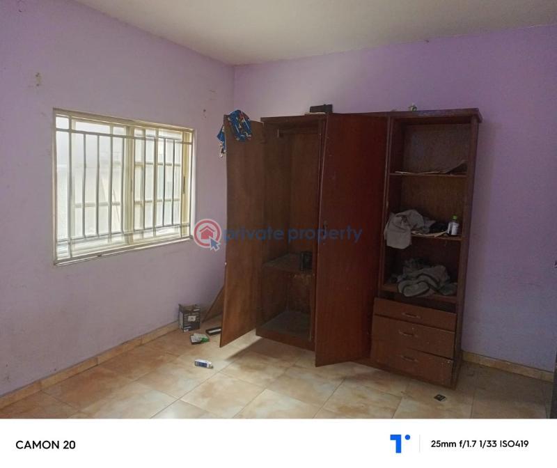 3 bedroom House For Rent Soluyi Gbagada Lagos - 1