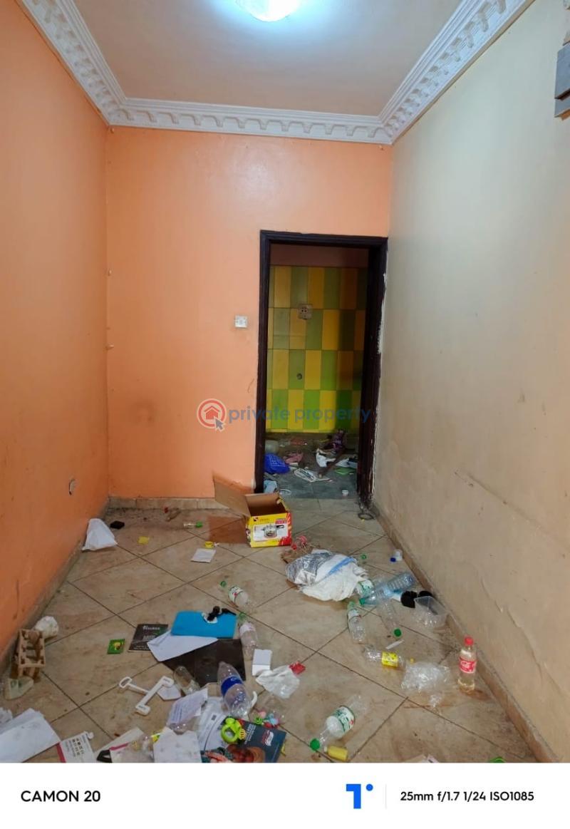 3 bedroom House For Rent Soluyi Gbagada Lagos - 7