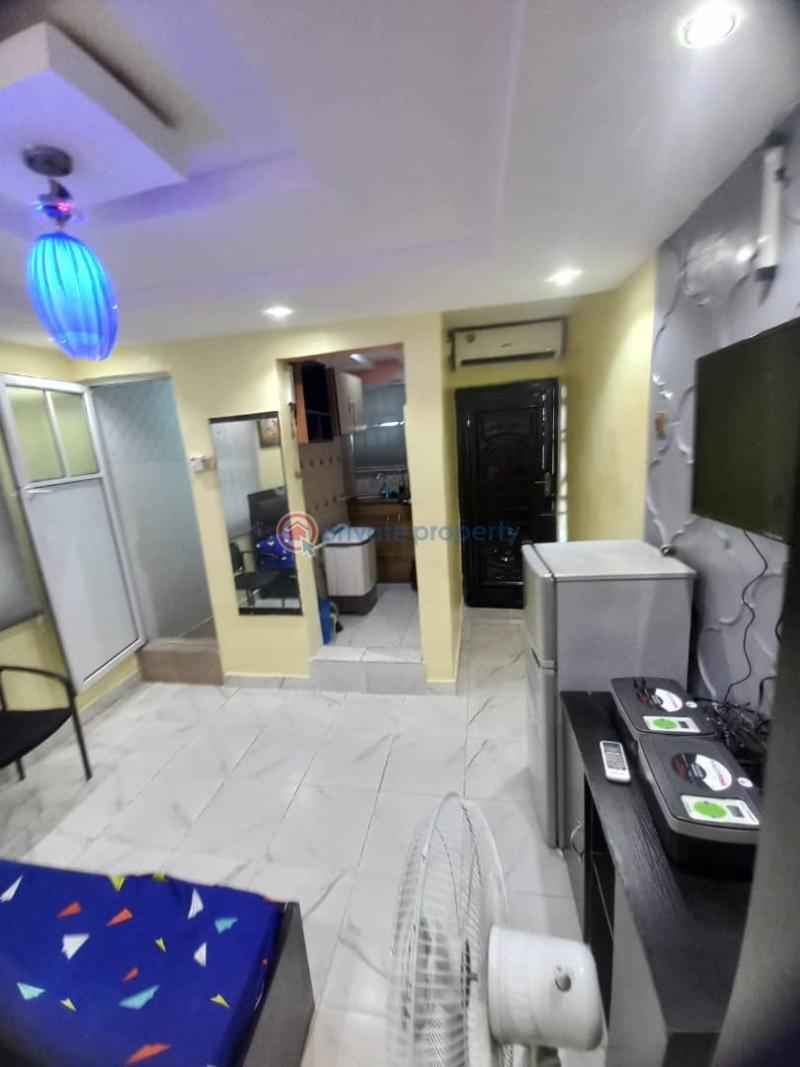 1 bedroom Self Contain Short let Akoka Yaba Lagos - 4