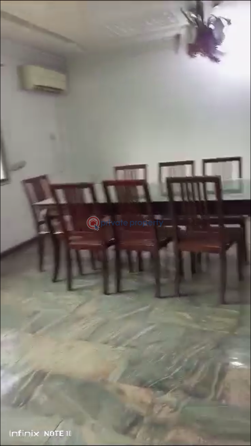 4 bedroom Detached Bungalow For Sale Anifalaje Estate, Opposites Ace.supermarket, Akobo Ibadan Oyo - 12