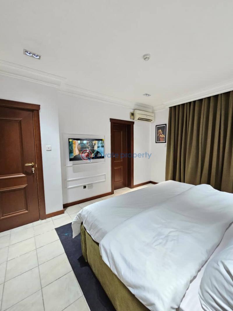 4 bedroom Duplex Short let Along Lekki Expressway Lagos - 11