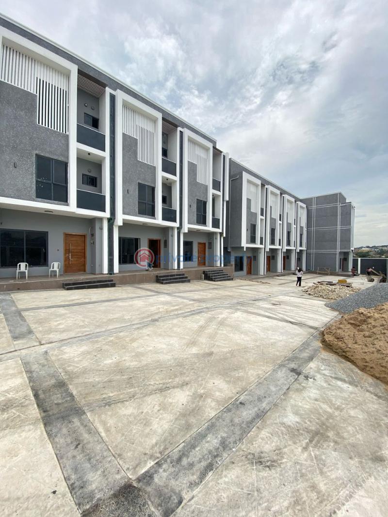 4 bedroom Terraced Duplex For Sale Magodo GRA Phase 2 Kosofe/Ikosi Lagos - 1