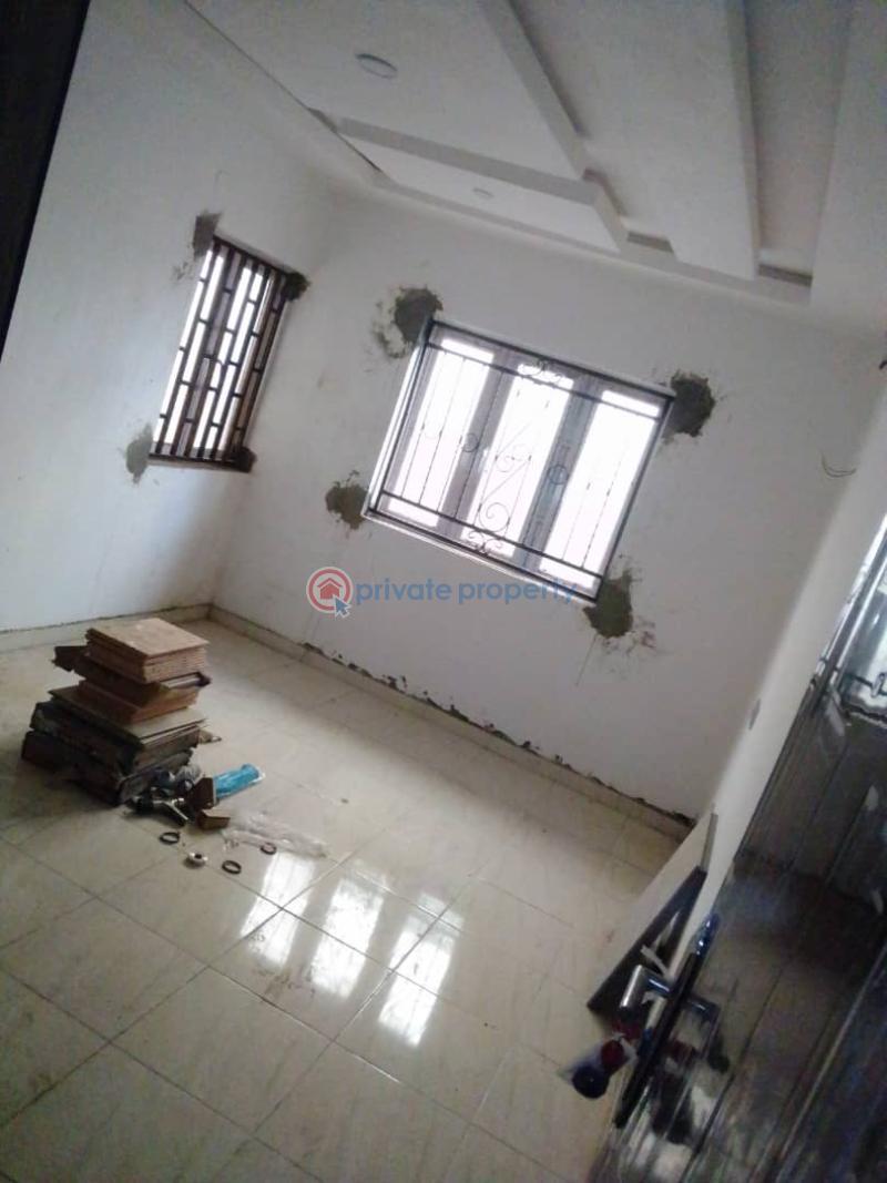 Detached bungalow with bq - 3 4 bedroom House For Sale Iletuntun Nihort Idi Shin Extension Ibadan Oyo - 3