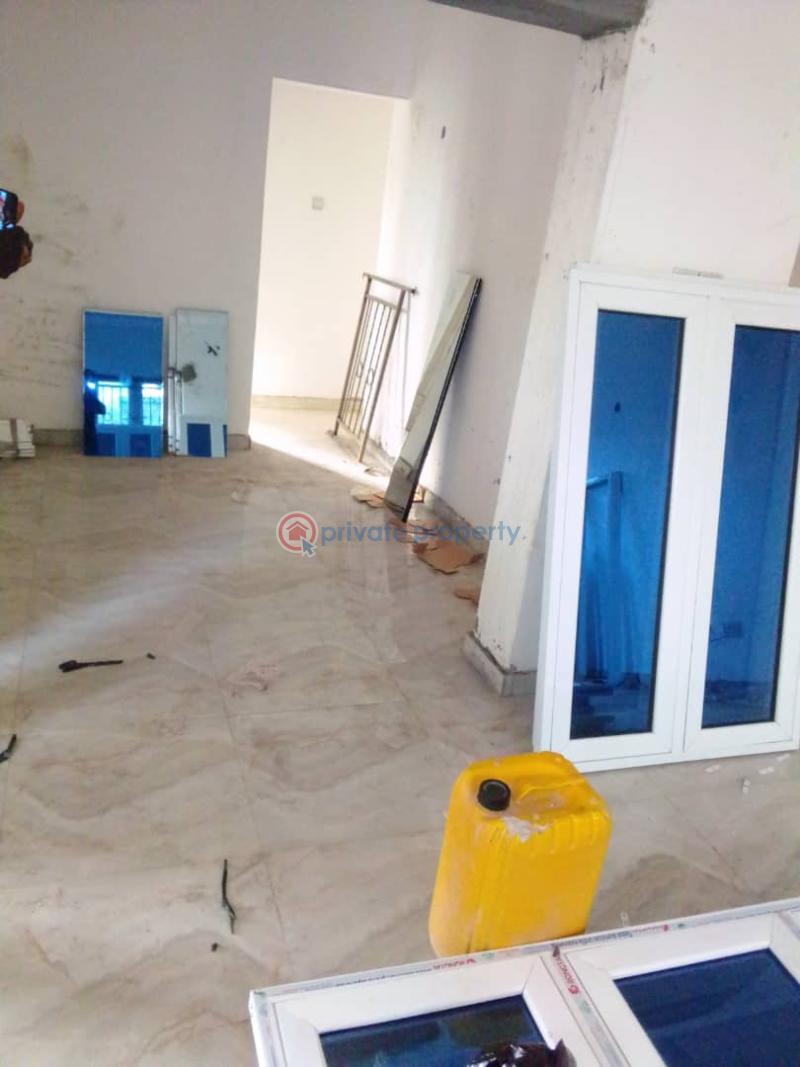Detached bungalow with bq - 4 4 bedroom House For Sale Iletuntun Nihort Idi Shin Extension Ibadan Oyo - 4