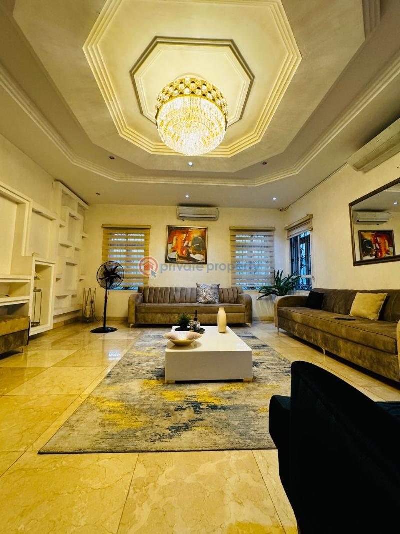 6 bedroom Detached Duplex For Sale Aerodrome Gra Samonda Samonda Ibadan Oyo - 2