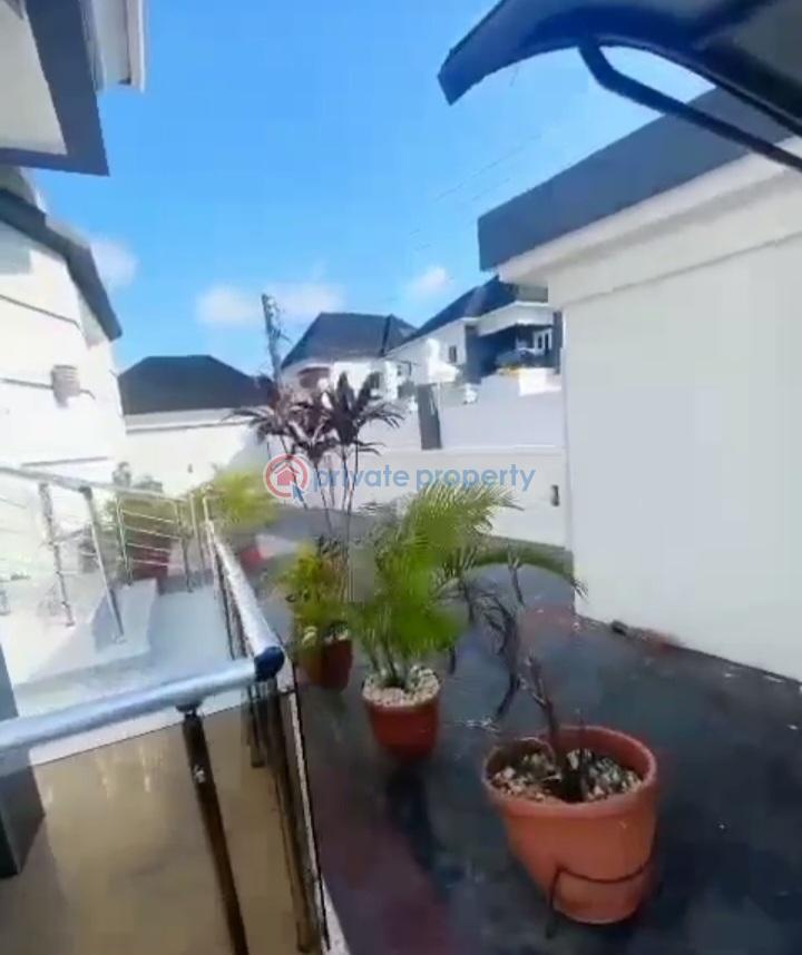 3 bedroom Semi detached Bungalow For Sale Thomas Estate Ajah Lagos - 4