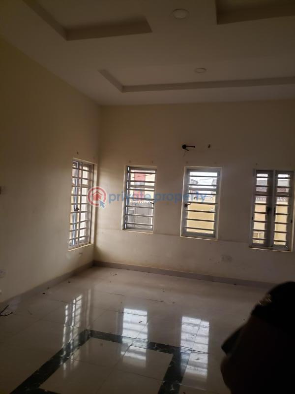 3 bedroom House For Rent By Omole Phase 2, Olowora Ojodu Lagos - 1