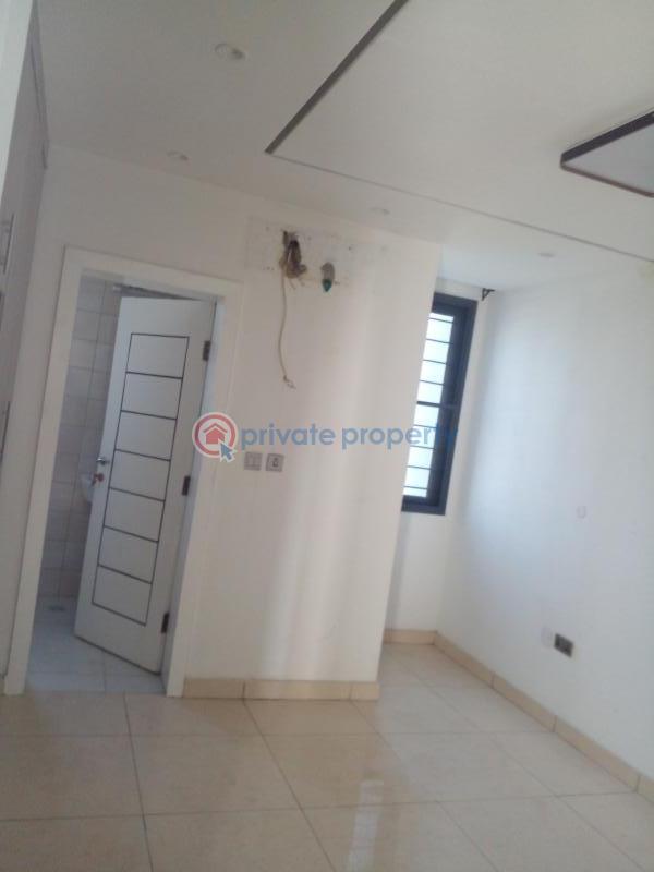 3 bedroom Flat & Apartment For Rent Ade Bread Makoko Sabo Yaba Lagos - 2