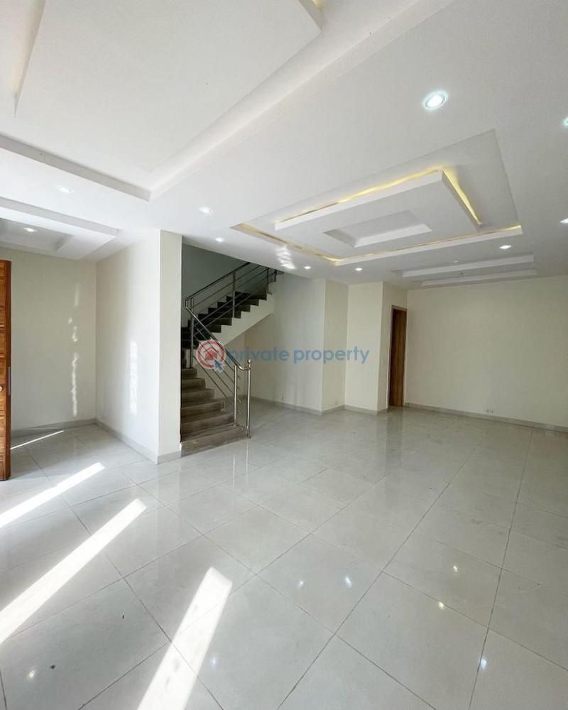 4 bedroom House For Sale Lekki Lagos - 1