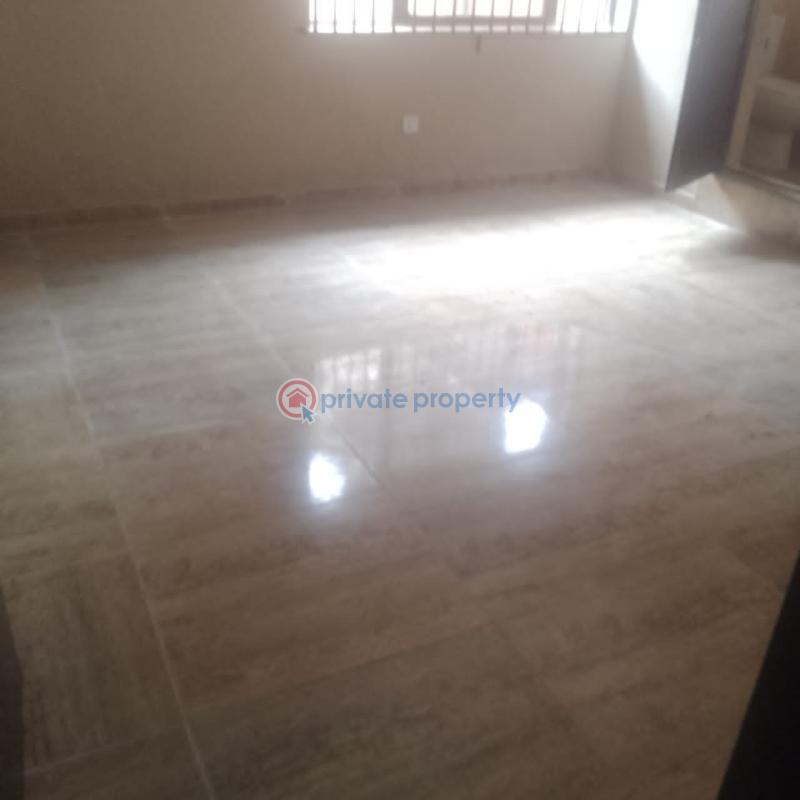 3 bedroom Block Of Flats For Rent Mafoluku Oshodi Lagos - 2