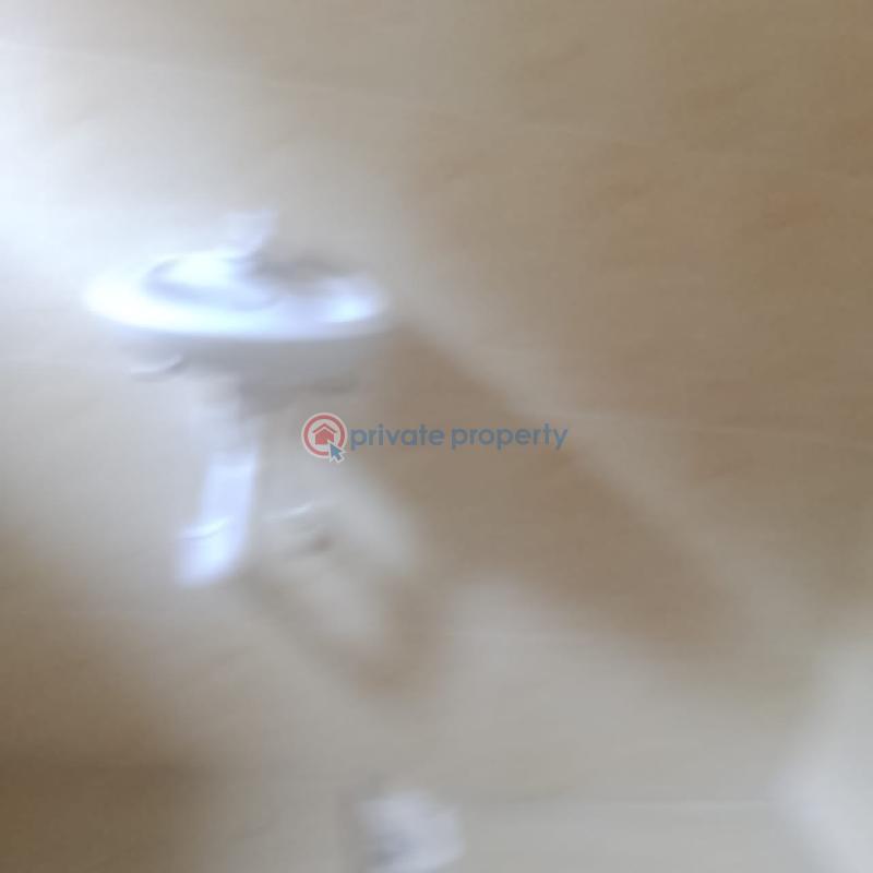 3 bedroom Block Of Flats For Rent Mafoluku Oshodi Lagos - 1