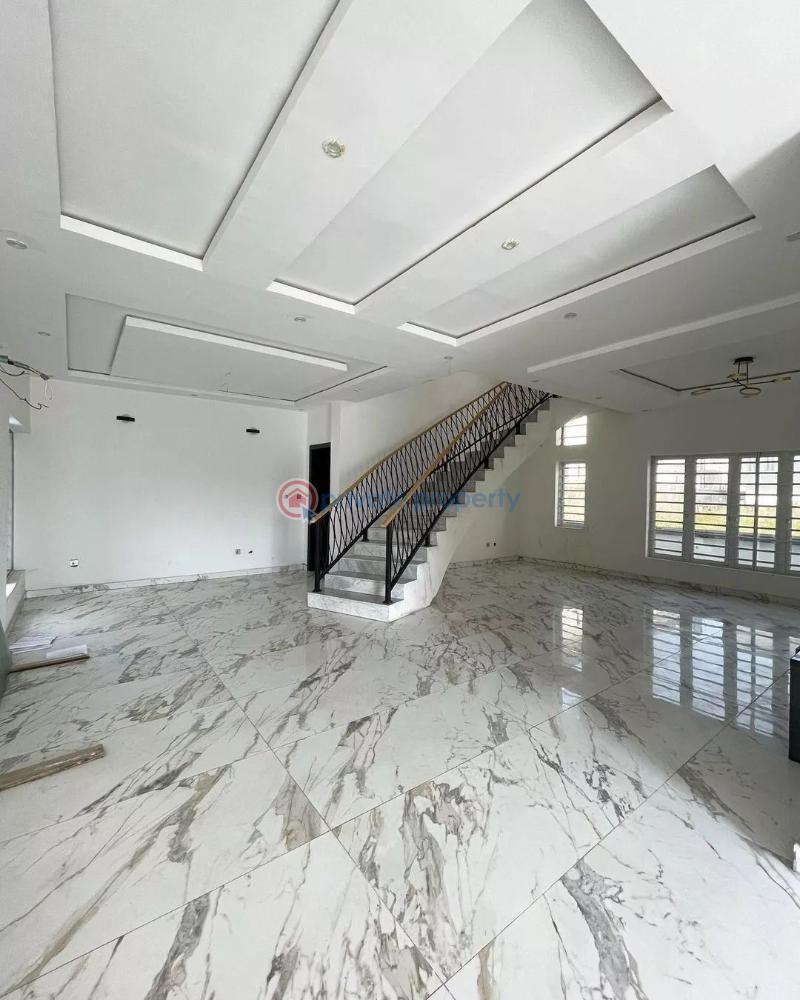 5 bedroom House For Sale Second Tollgate Lekki Phase 2 Lagos - 2