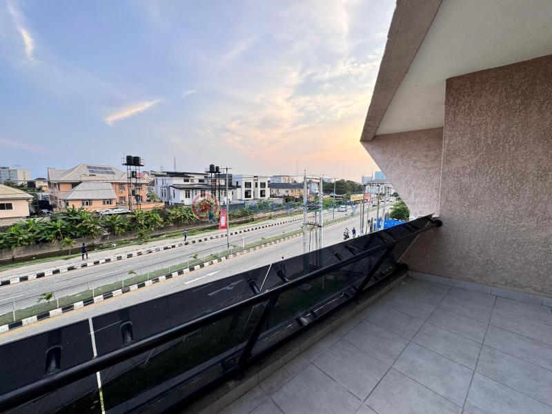 4 bedroom House Short let Lekki Phase 1 Lagos - 4