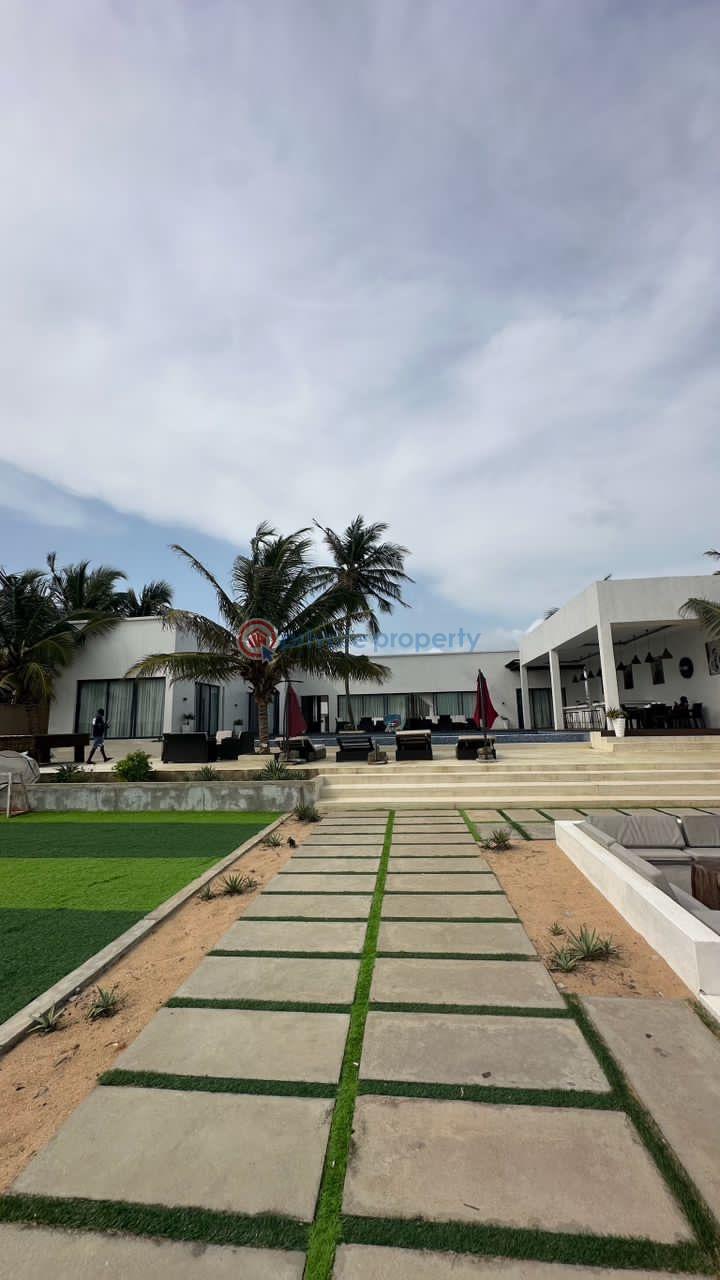 8 bedroom Terraced Duplex Short let Along Lekki Expressway Lagos - 14