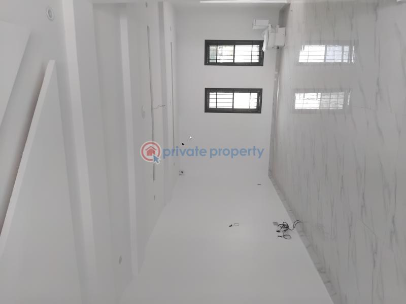 4 bedroom Terraced Duplex For Rent Guzape By H Medix Abuja Phase 3  - 9
