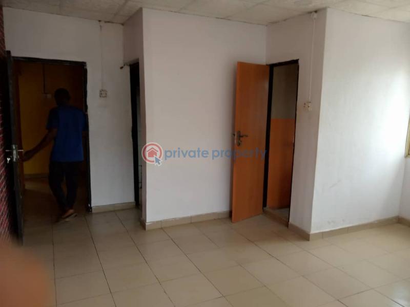 2 bedroom Block Of Flats For Rent Olowoora Ojodu Lagos - 15