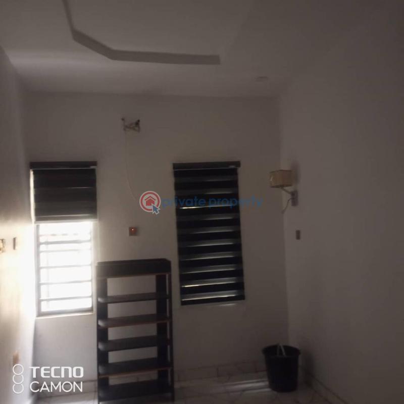 2 bedroom Self Contain For Rent Ebute Metta East, Yaba Lagos - 2